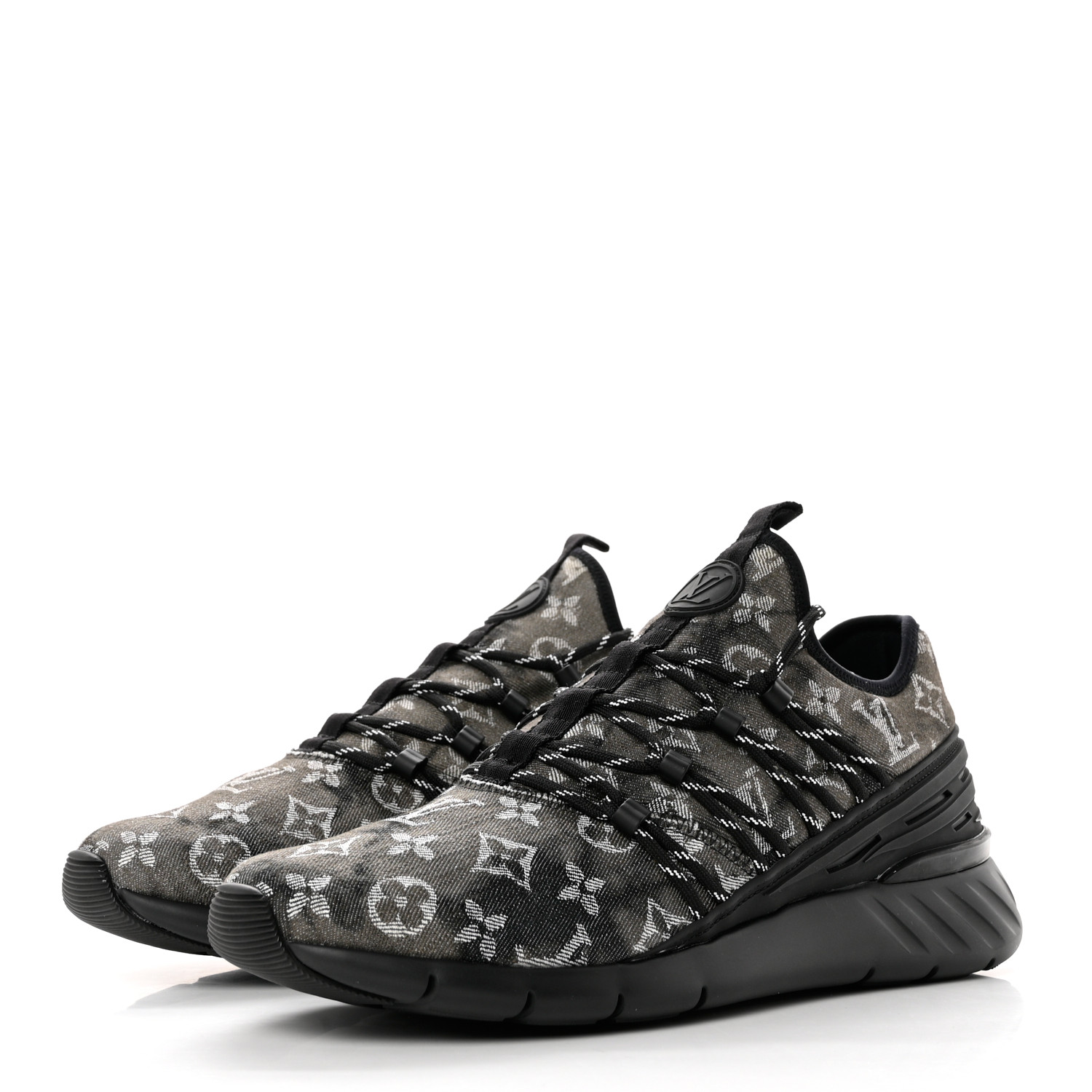 LOUIS VUITTON Denim Rubber Monogram Tie Dye Mens Fastlane Low Sneakers 8.5 Black LOUIS VUITTON Denim Rubber Monogram Tie Dye Mens Fastlane Low Sneakers 8.5 Black