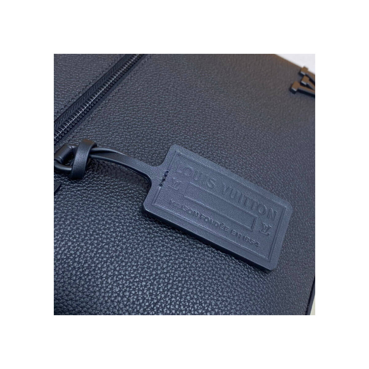Louis Vuitton Ipad Pouch M69837 Louis Vuitton Ipad Pouch M69837
