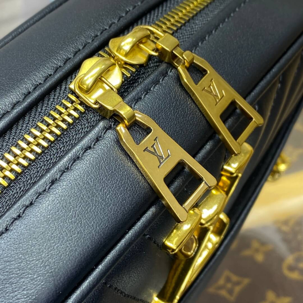 Louis Vuitton New Wave Camera Bag M58677 Black Louis Vuitton New Wave Camera Bag M58677 Black