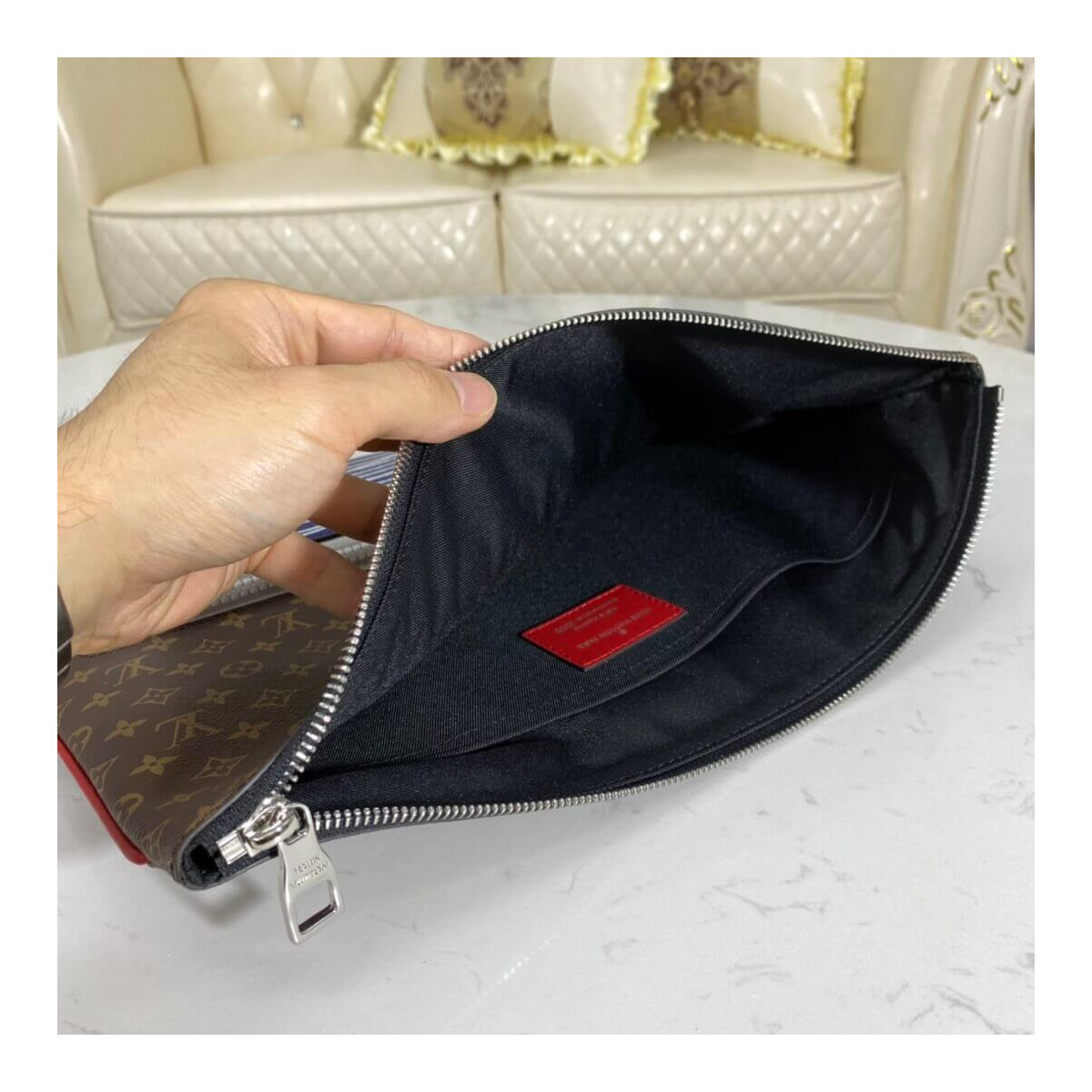 Louis Vuitton Pochette A4 Multipocket M69690 Louis Vuitton Pochette A4 Multipocket M69690