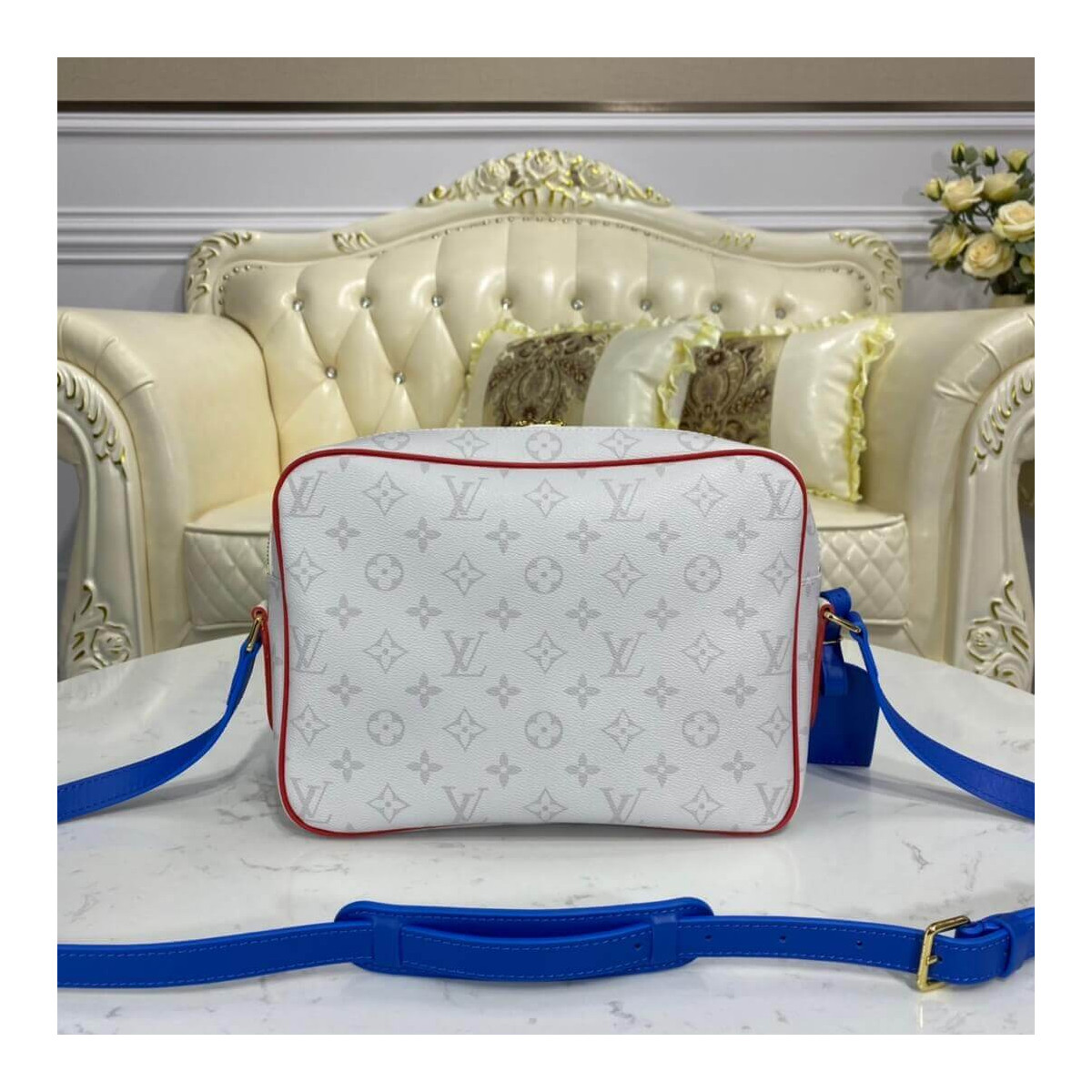 Louis Vuitton LV x NBA Nil Messenger Bag M45583 Louis Vuitton LV x NBA Nil Messenger Bag M45583