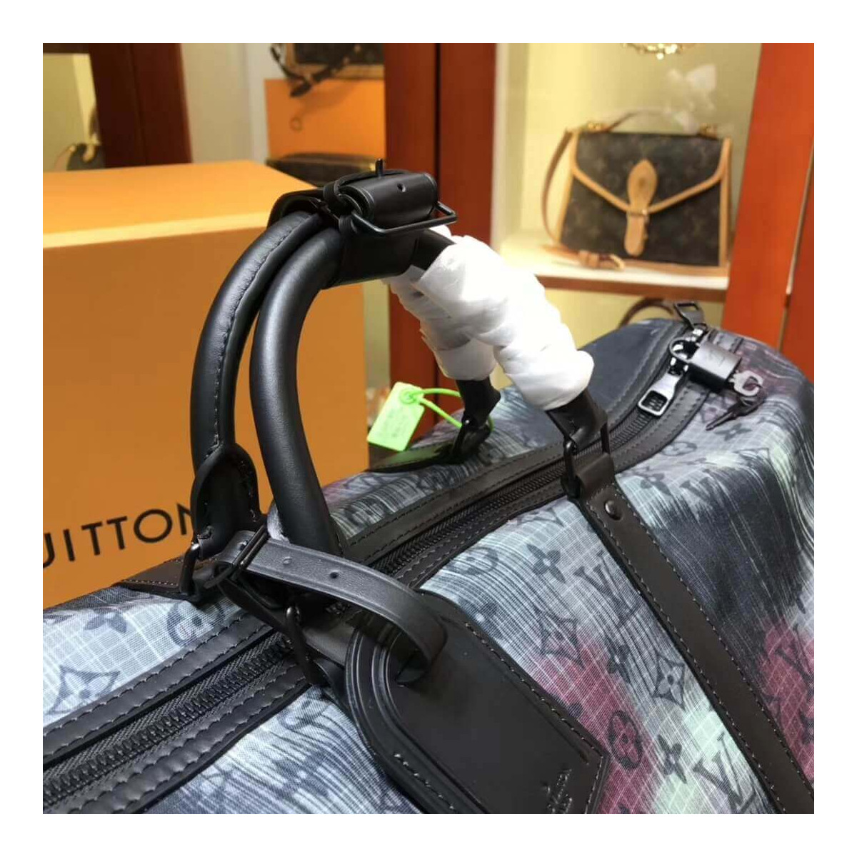 Louis Vuitton Monogram Denim Keepall 50 Bandoulière M44166 Louis Vuitton Monogram Denim Keepall 50 Bandoulière M44166