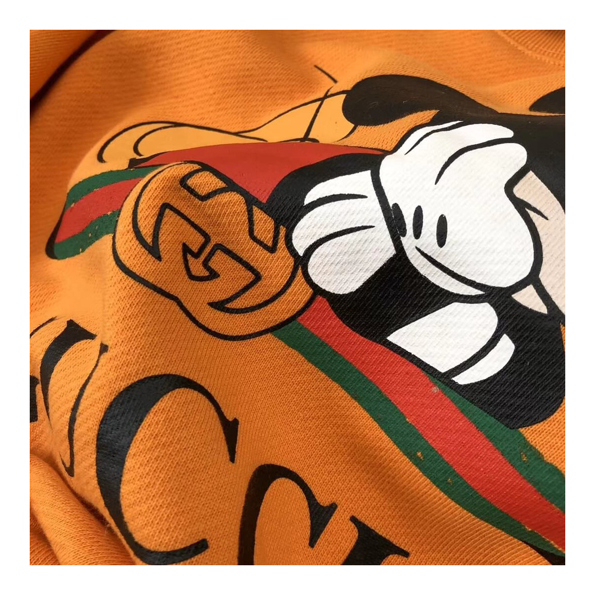 Gucci Oversize Sweatshirt With Disney Mickey 610145 Gucci Oversize Sweatshirt With Disney Mickey 610145