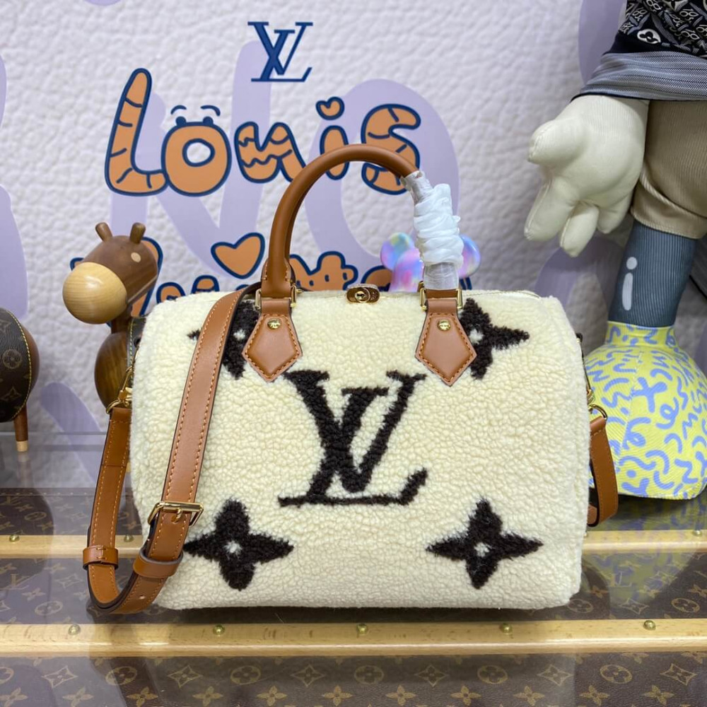 Louis Vuitton Ski Shearling Speedy Bandouliere 25 M23468 Louis Vuitton Ski Shearling Speedy Bandouliere 25 M23468