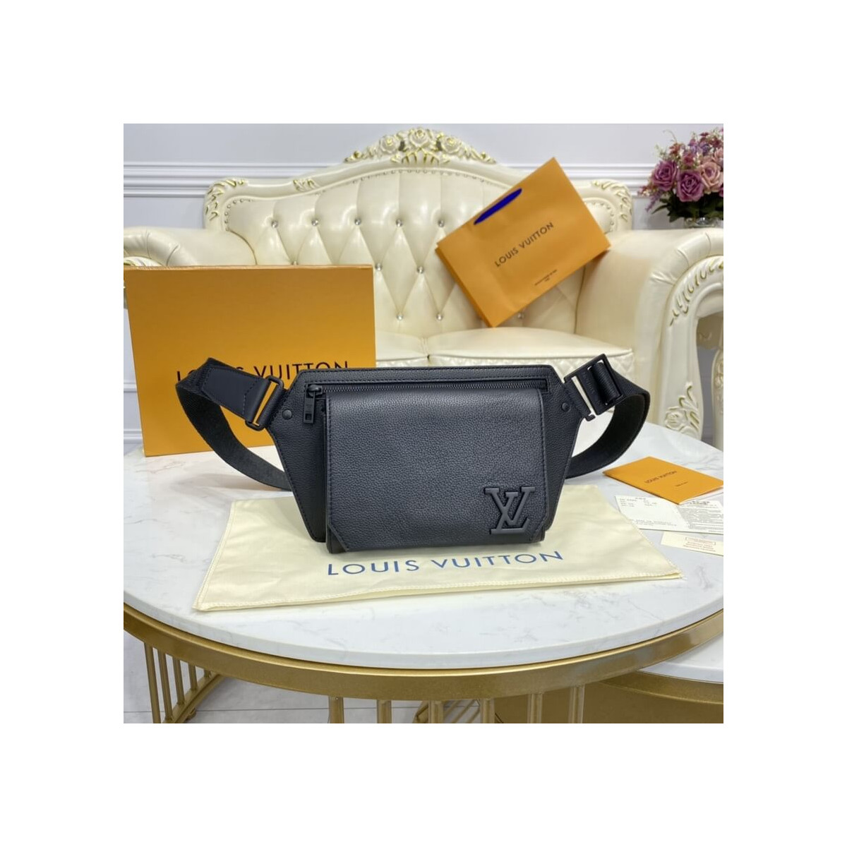 Louis Vuitton Grained Calf Leather Slingbag M57081 Louis Vuitton Grained Calf Leather Slingbag M57081