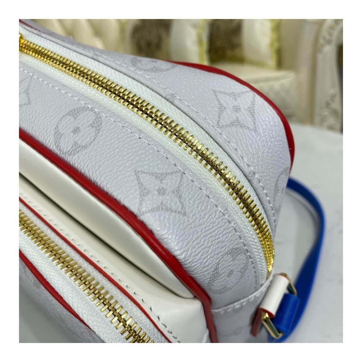 Louis Vuitton LV x NBA Nil Messenger Bag M45583 Louis Vuitton LV x NBA Nil Messenger Bag M45583