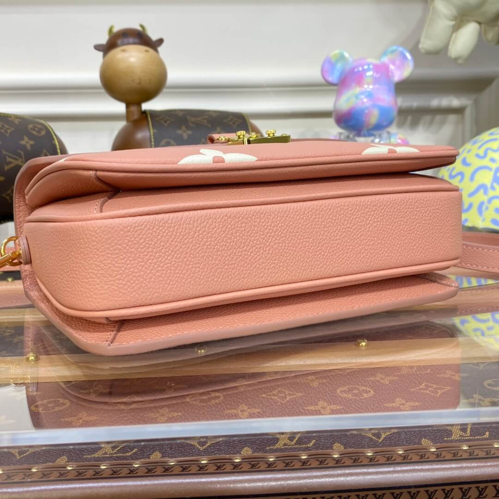 Louis Vuitton Monogram Empreinte Pochette Metis M46302 Pink/Cream Louis Vuitton Monogram Empreinte Pochette Metis M46302 Pink/Cream