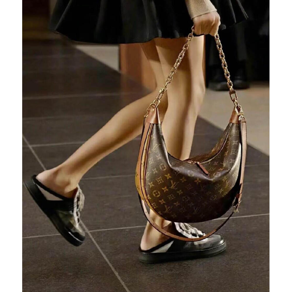 Louis Vuitton Monogram Loop Hobo Bag M46311 Louis Vuitton Monogram Loop Hobo Bag M46311