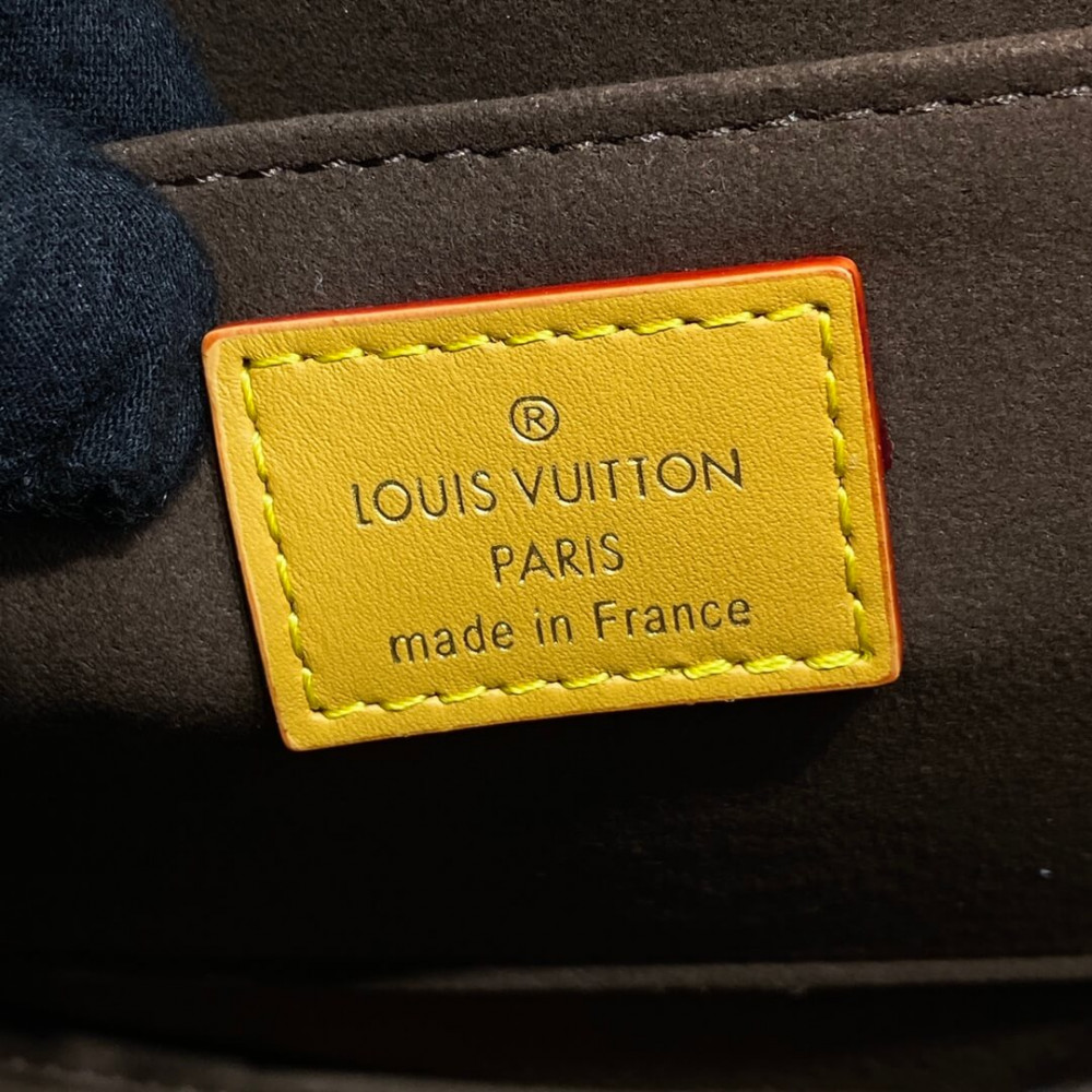 Louis Vuitton Monogram Canvas Tilsitt M46548 Louis Vuitton Monogram Canvas Tilsitt M46548