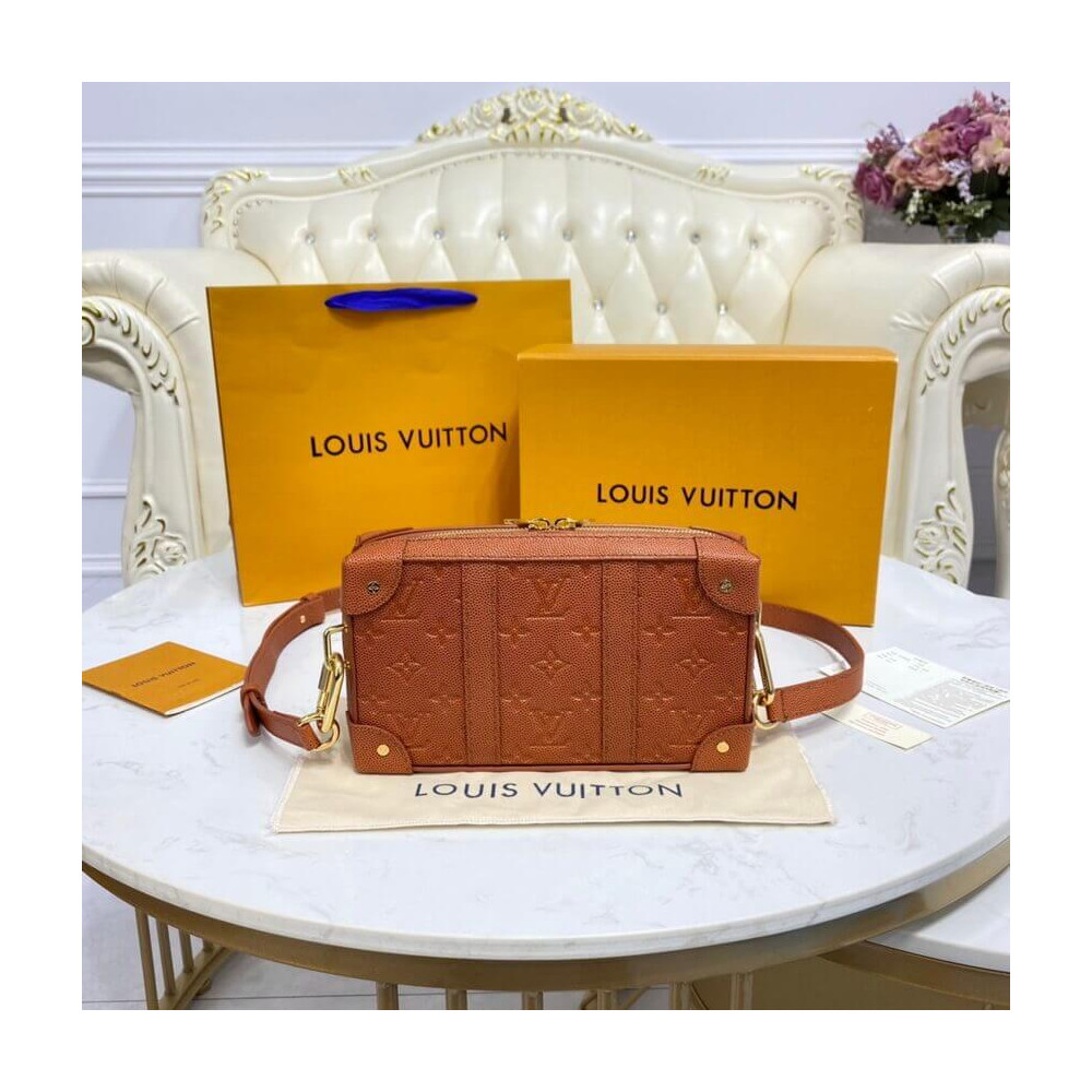 Louis Vuitton LVXNBA Soft Trunk Wearable Wallet M80549 Louis Vuitton LVXNBA Soft Trunk Wearable Wallet M80549