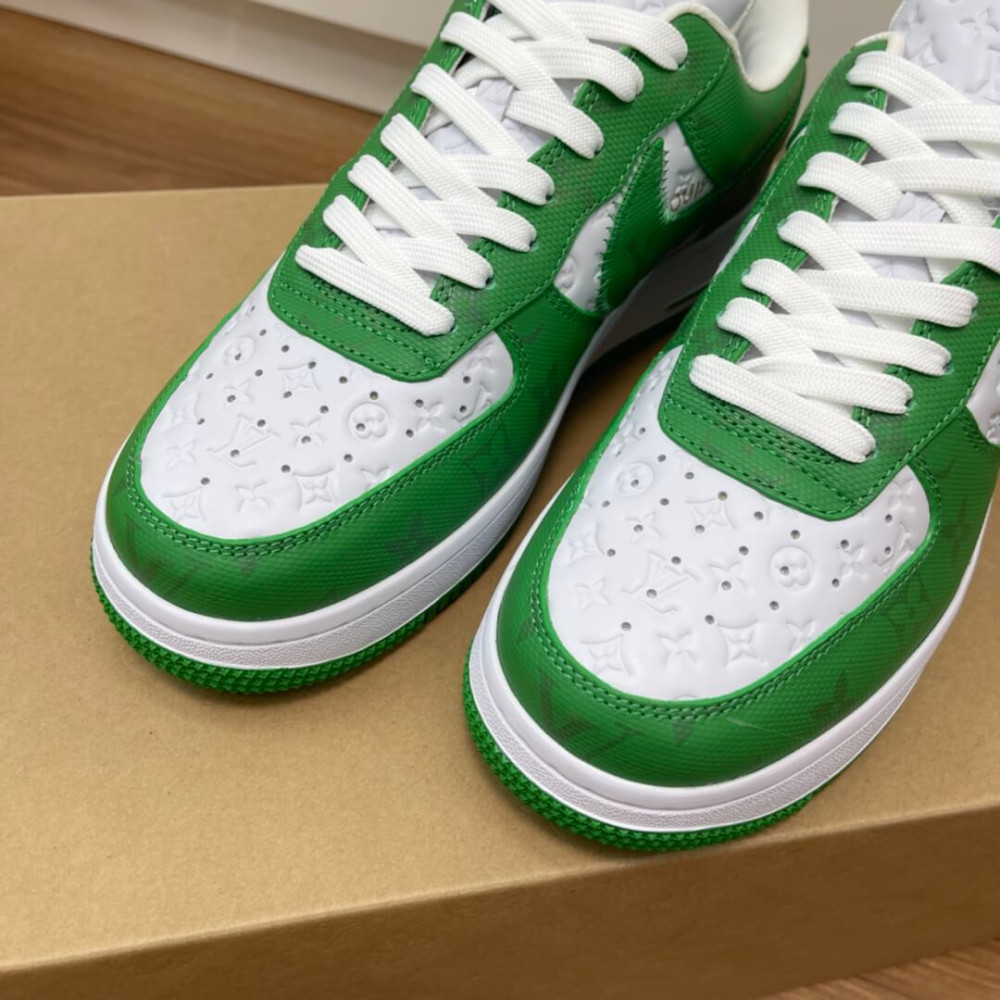 Louis Vuitton Virgil Abloh x Nike Air Force 1 Sneakers White/Green Louis Vuitton Virgil Abloh x Nike Air Force 1 Sneakers White/Green