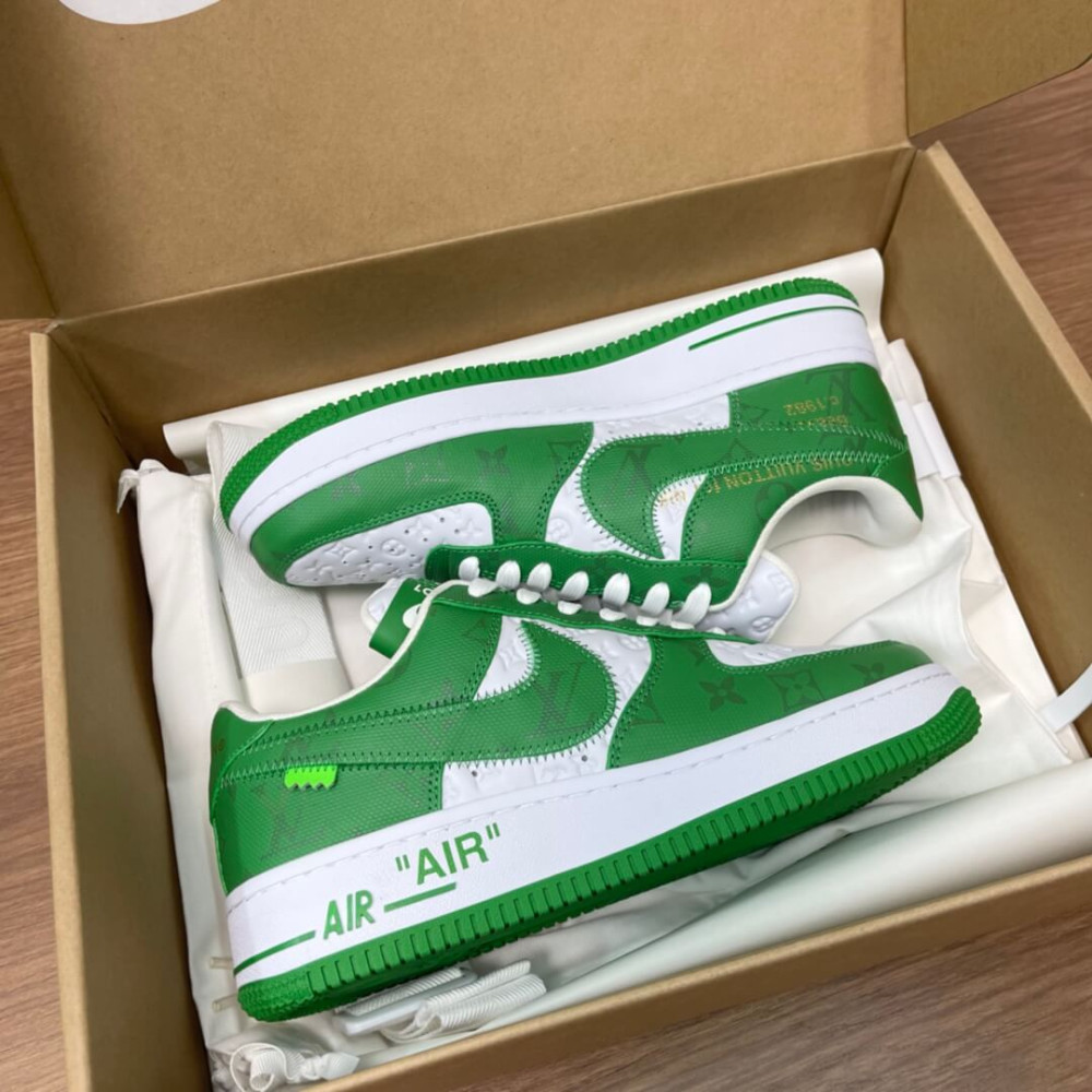 Louis Vuitton Virgil Abloh x Nike Air Force 1 Sneakers White/Green Louis Vuitton Virgil Abloh x Nike Air Force 1 Sneakers White/Green