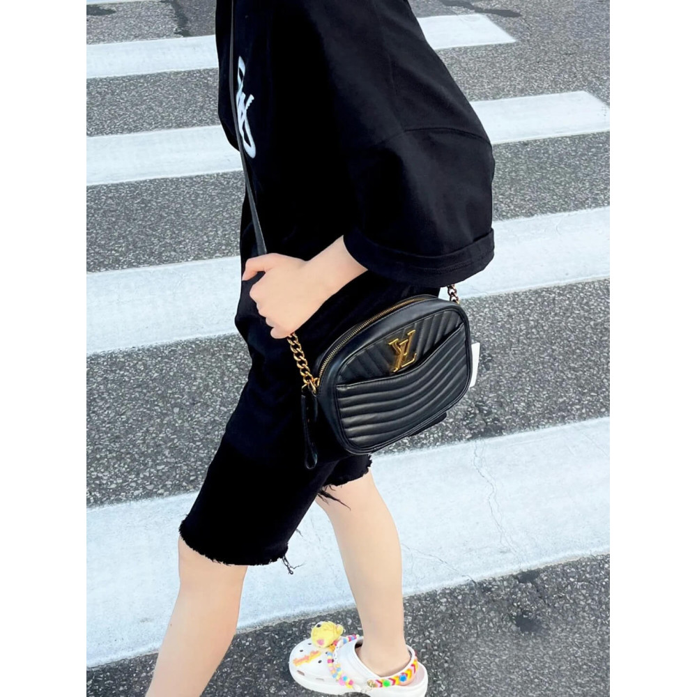 Louis Vuitton New Wave Camera Bag M58677 Black Louis Vuitton New Wave Camera Bag M58677 Black