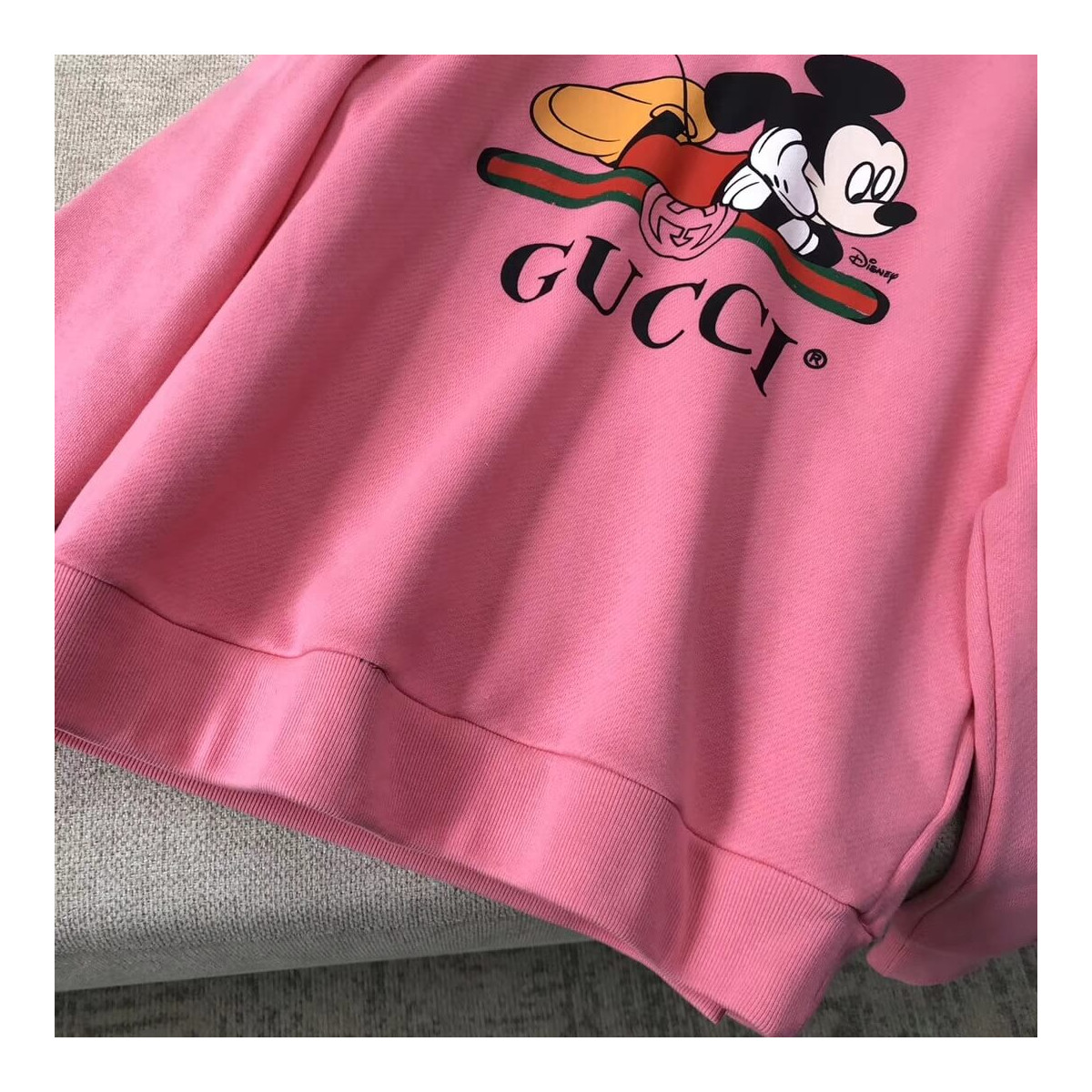 Gucci Oversize Sweatshirt With Disney Mickey 610145 Gucci Oversize Sweatshirt With Disney Mickey 610145