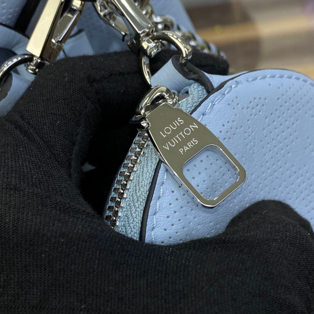 Louis Vuitton Mahina Bella Tote Bag M21582 Bleu Horizon Louis Vuitton Mahina Bella Tote Bag M21582 Bleu Horizon