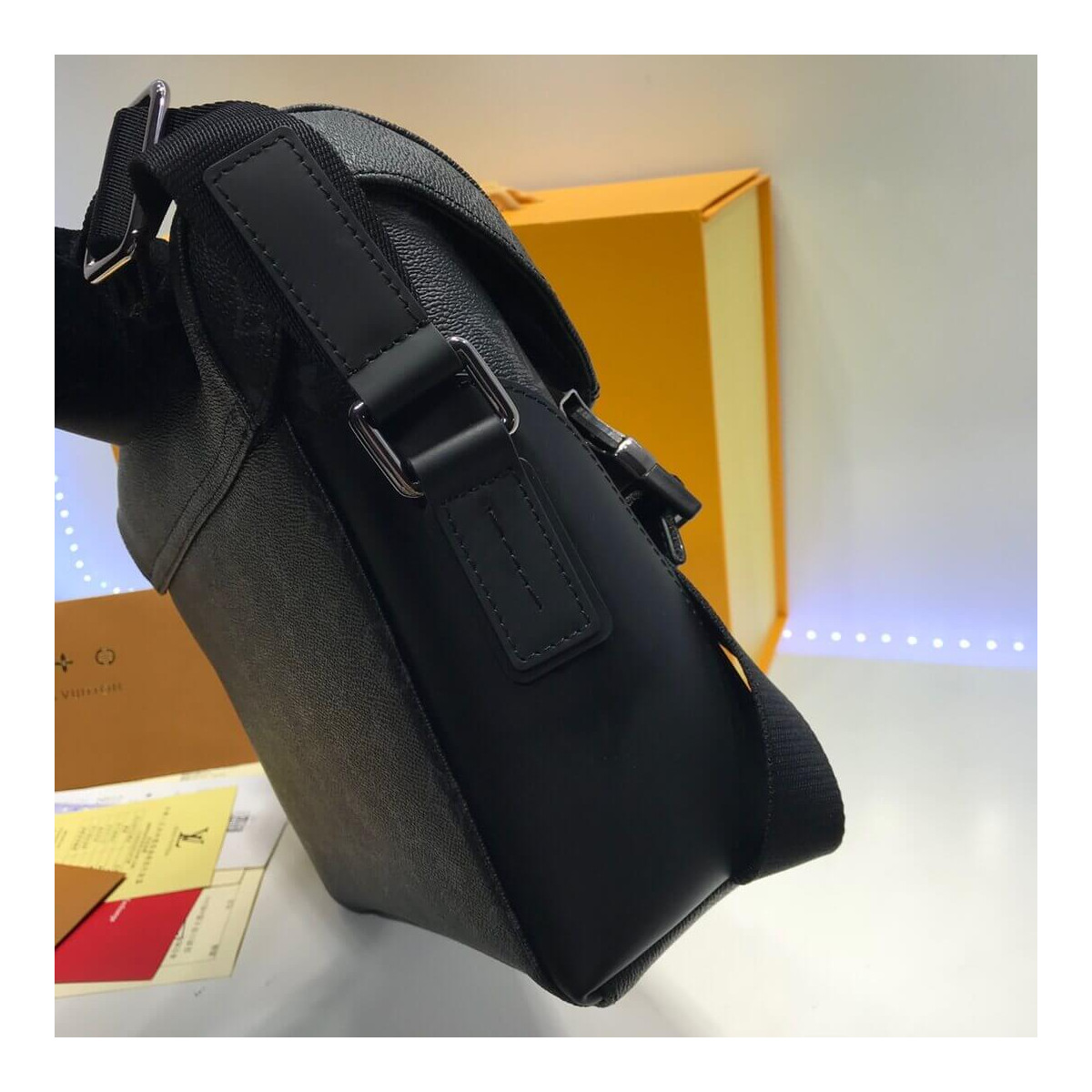 Louis Vuitton Monogram Eclipse Canvas Messenger Pm Voyager M40511 Louis Vuitton Monogram Eclipse Canvas Messenger Pm Voyager M40511