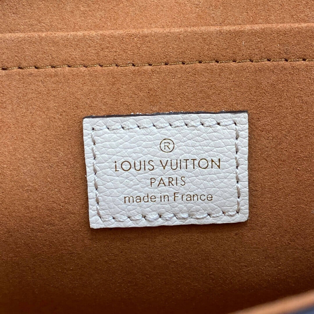 Louis Vuitton Lockme Tender M59733 Quartz White Louis Vuitton Lockme Tender M59733 Quartz White