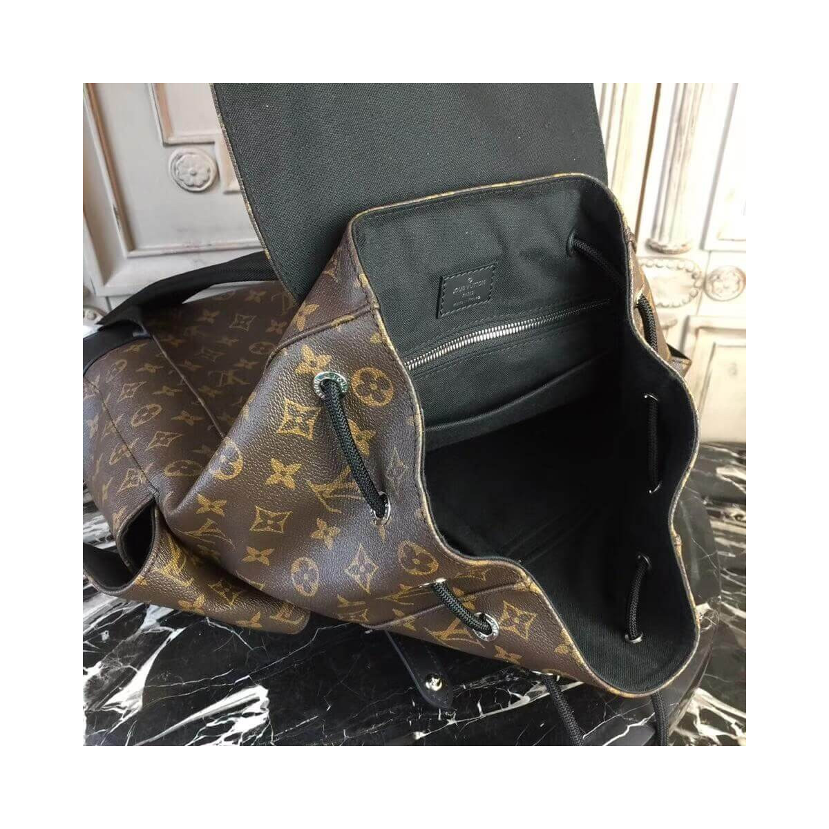 Louis Vuitton Monogram Canvas Christopher PM M43735 Louis Vuitton Monogram Canvas Christopher PM M43735
