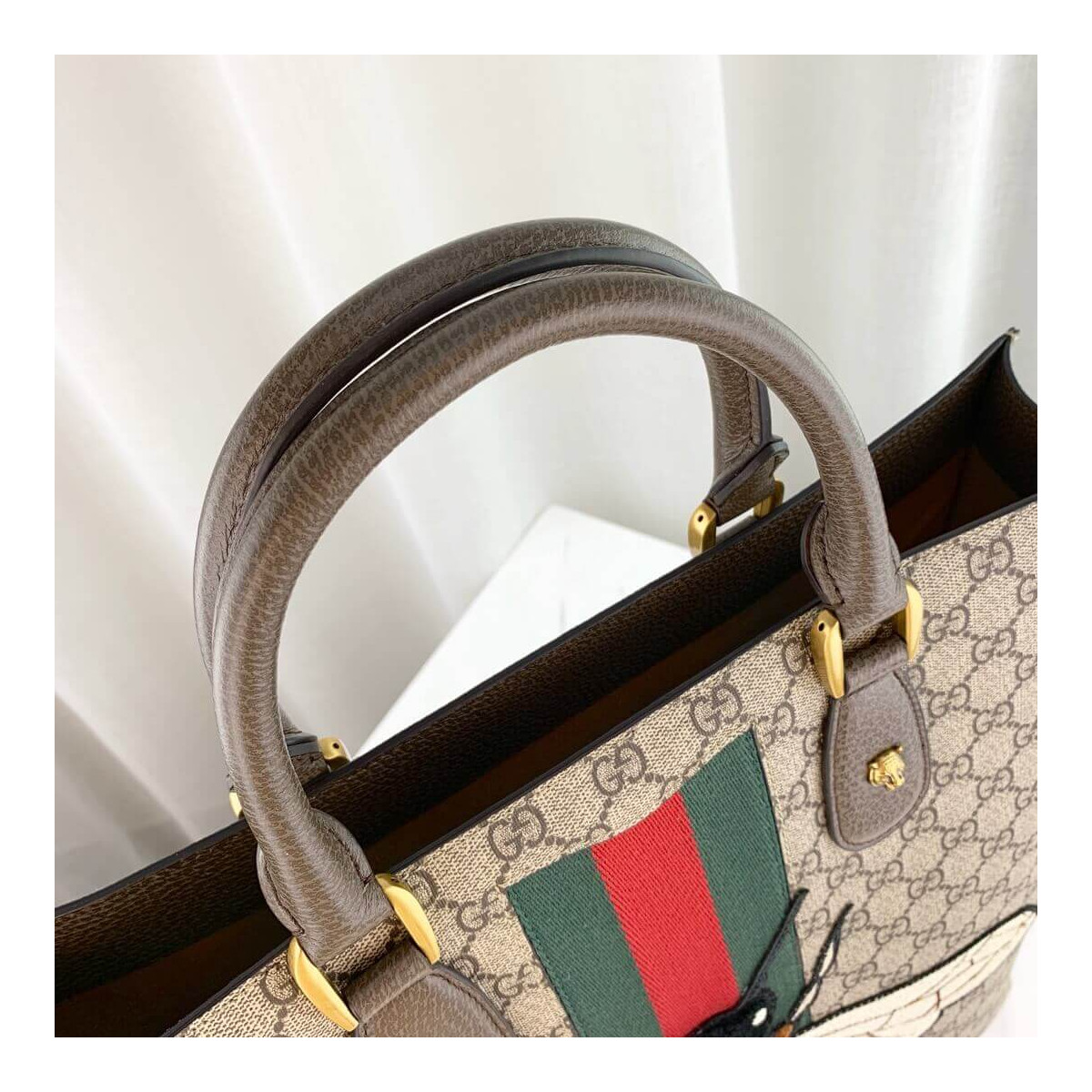 Gucci Embroidered Bee Shopping Bag 437549 Gucci Embroidered Bee Shopping Bag 437549