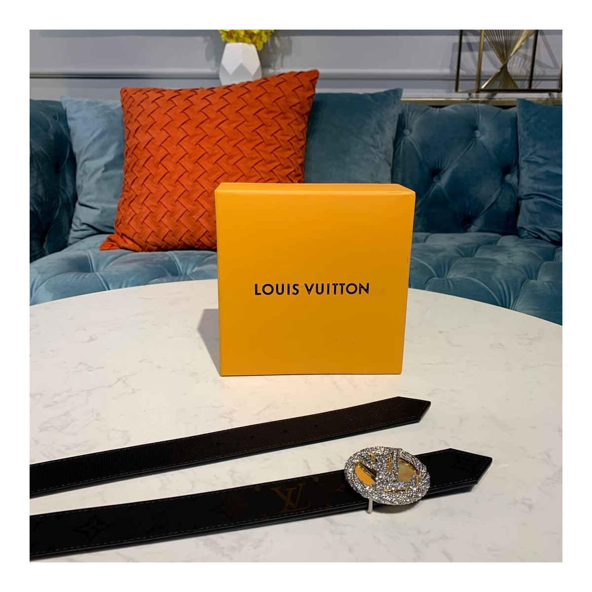 Louis Vuitton LV Circle 30mm Reversible Belt M0139W Silver Louis Vuitton LV Circle 30mm Reversible Belt M0139W Silver