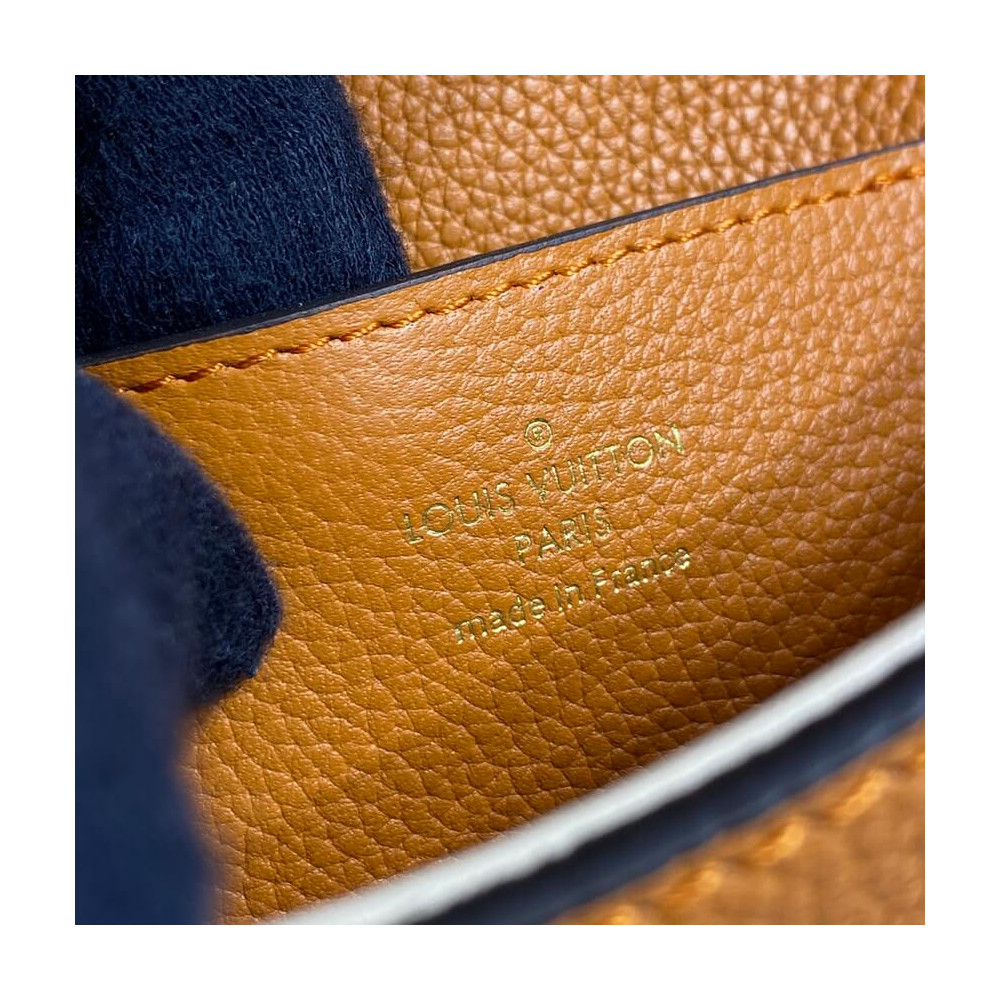 Louis Vuitton LV Pont 9 Soft PM M58729 Golden Siena Louis Vuitton LV Pont 9 Soft PM M58729 Golden Siena