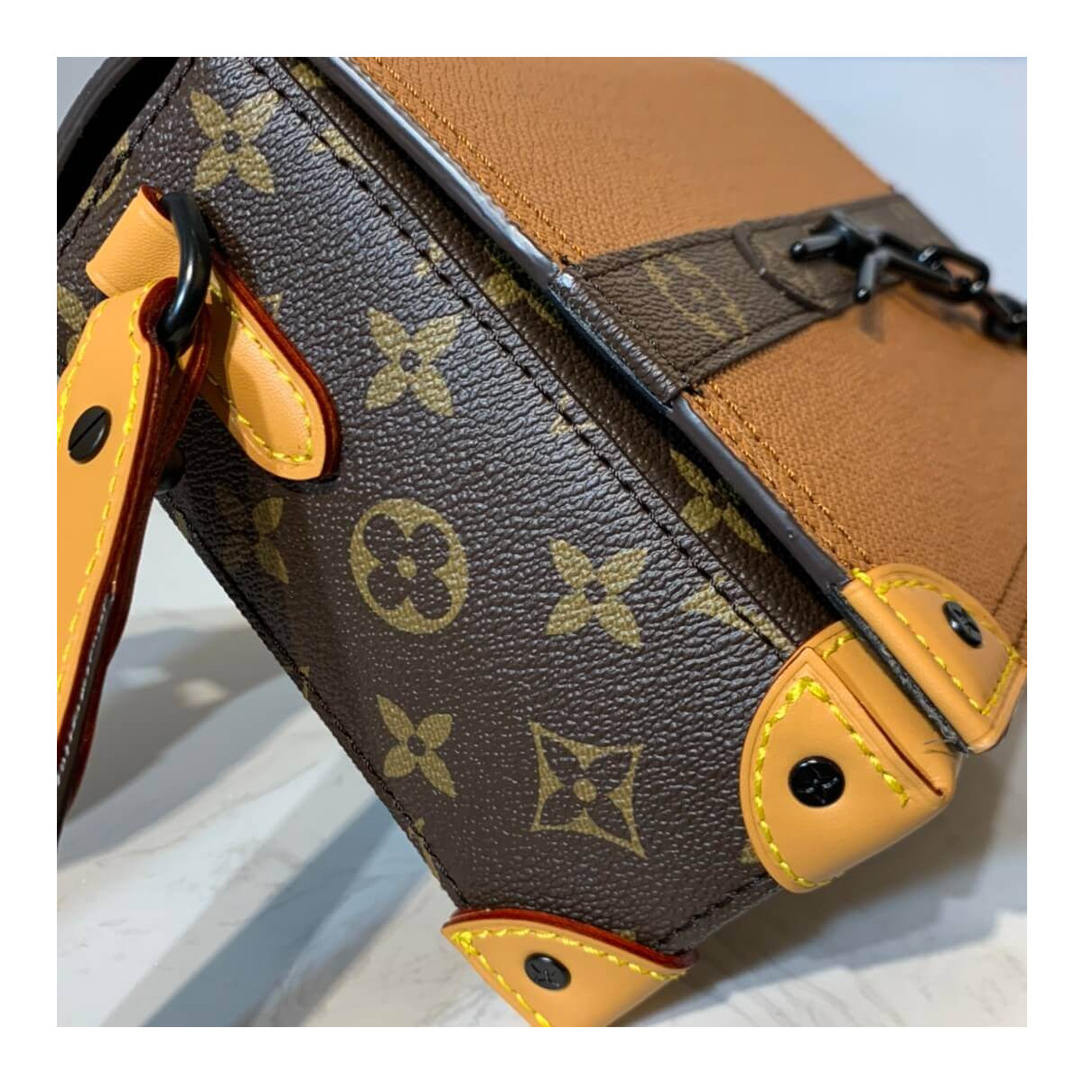 Louis Vuitton Flap Messenger Bag M30717 M30718 Louis Vuitton Flap Messenger Bag M30717 M30718
