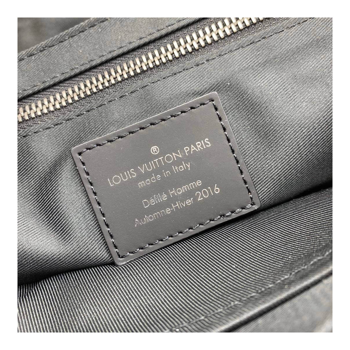 Louis Vuitton Monogram Eclipse Canvas Messenger Pm Voyager M40511 Louis Vuitton Monogram Eclipse Canvas Messenger Pm Voyager M40511