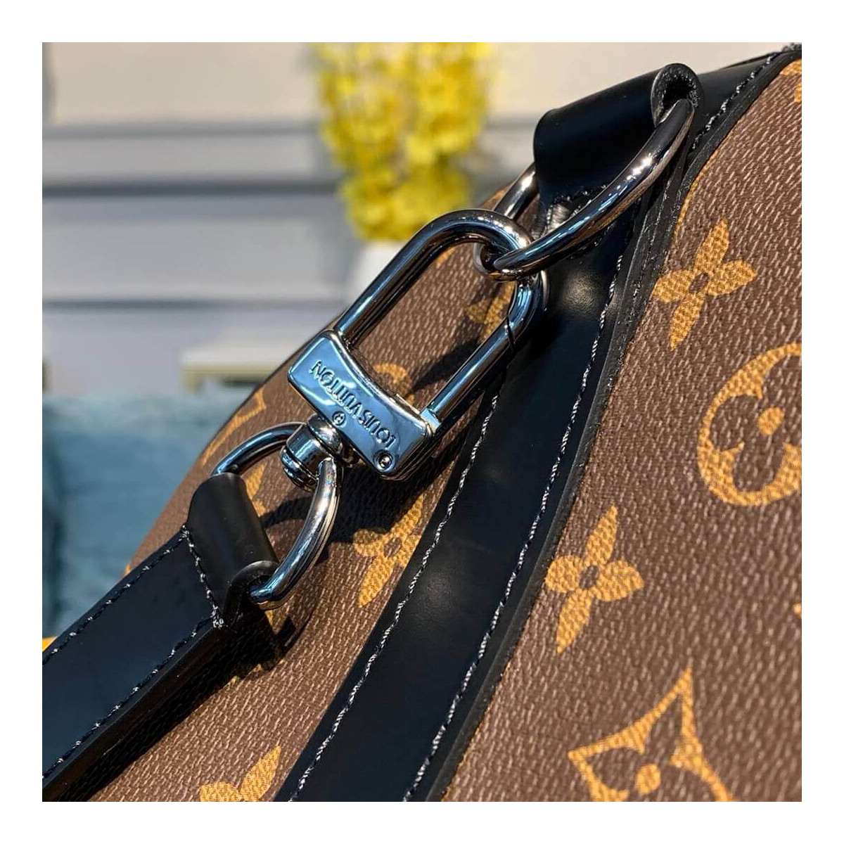 Louis Vuitton LV Keepall Bandoulière 50 M55819 Louis Vuitton LV Keepall Bandoulière 50 M55819