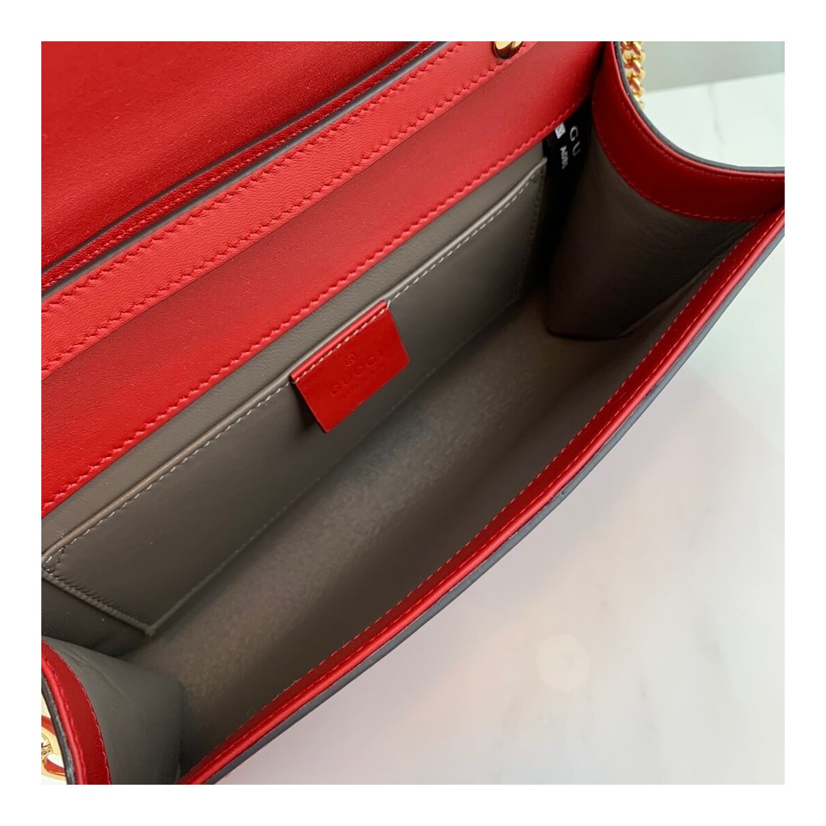 Gucci Zumi Smooth Leather Small Shoulder Bag 572375 Gucci Zumi Smooth Leather Small Shoulder Bag 572375