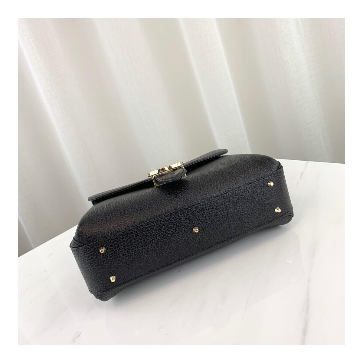 Gucci Interlocking GG Clasp Convertible Bag 510302 Gucci Interlocking GG Clasp Convertible Bag 510302