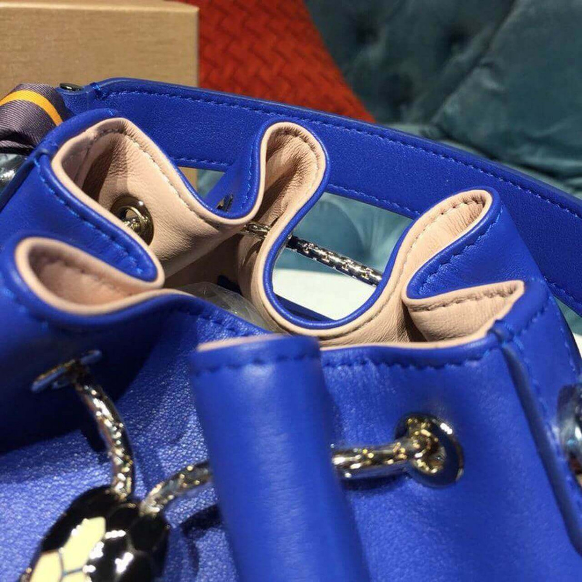 Bvlgari Serpenti Forever Bucket Bag 20cm 288760 Bvlgari Serpenti Forever Bucket Bag 20cm 288760
