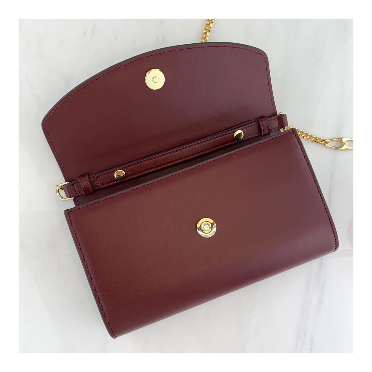 Gucci Zumi Smooth Leather Small Shoulder Bag 572375 Gucci Zumi Smooth Leather Small Shoulder Bag 572375