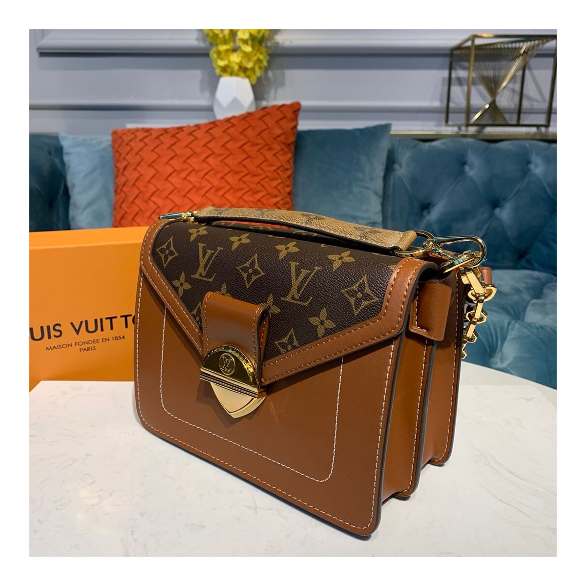 Louis Vuitton Monogram Reverse Canvas Biface M44386 Louis Vuitton Monogram Reverse Canvas Biface M44386