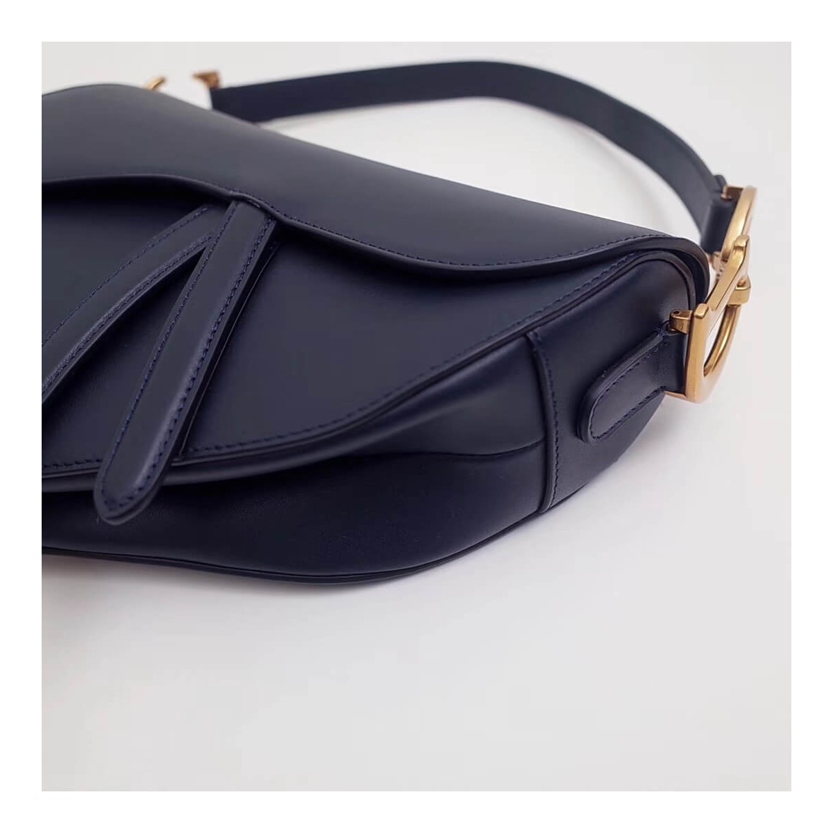 Christian Dior Smooth Calfskin Saddle Bag M0446 Christian Dior Smooth Calfskin Saddle Bag M0446