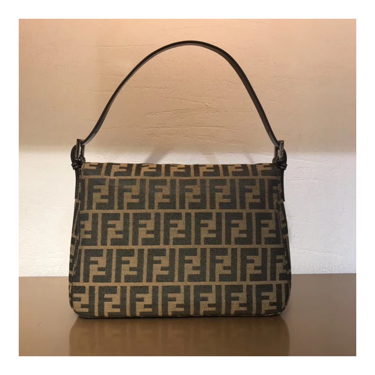 Fendi Vintage Mamma Baguette Zucca Shoulder Bag F02 Fendi Vintage Mamma Baguette Zucca Shoulder Bag F02