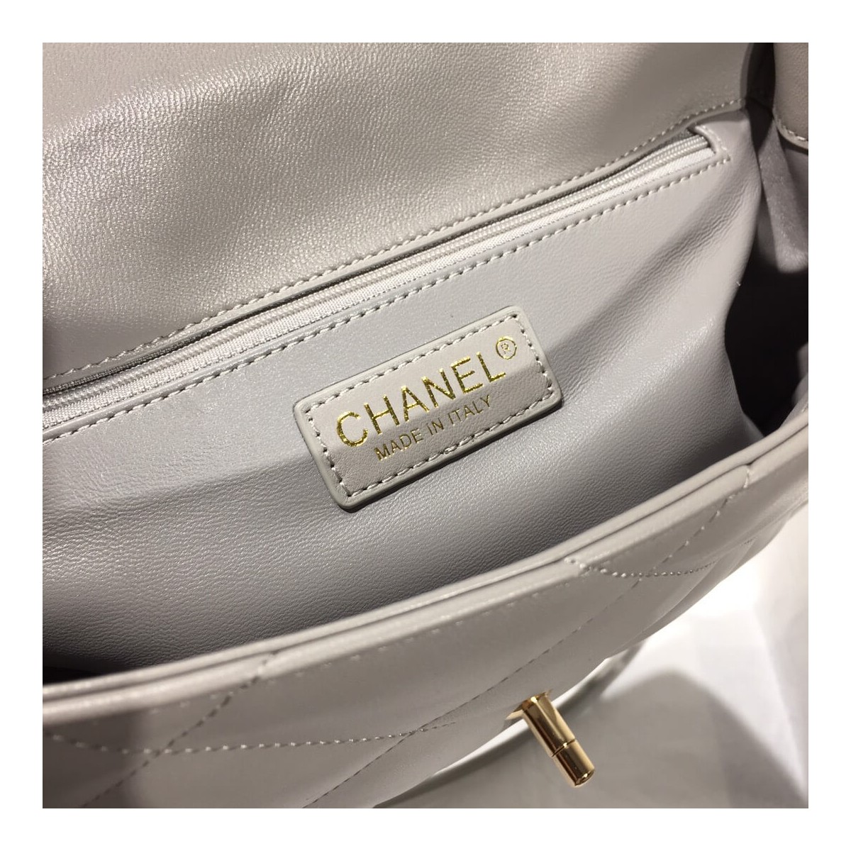 Chanel Large Flap Bag With Handle AS1115 Chanel Large Flap Bag With Handle AS1115