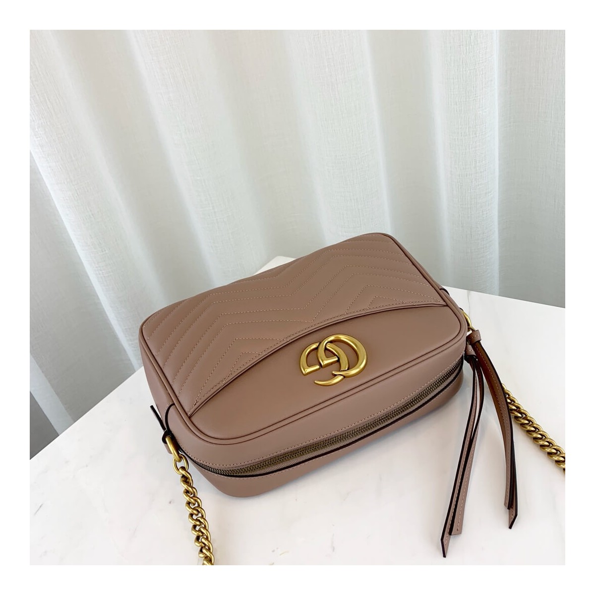 Gucci GG Marmont Medium Matelasse Shoulder Bag 443499 Gucci GG Marmont Medium Matelasse Shoulder Bag 443499