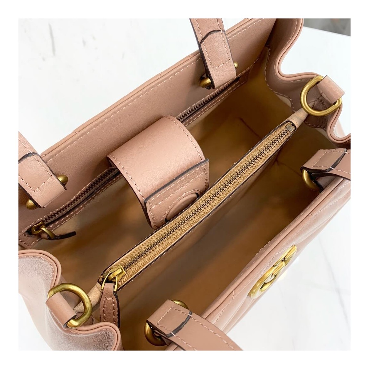Gucci GG Marmont Small Matelasse Top Handle Bag 448054 Gucci GG Marmont Small Matelasse Top Handle Bag 448054