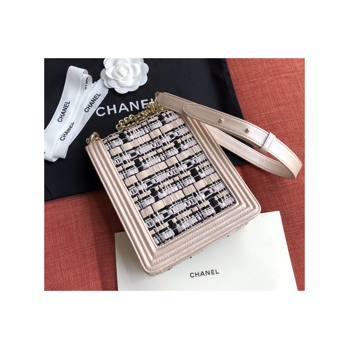 Chanel Boy Chanel Handbag AS0130 Chanel Boy Chanel Handbag AS0130
