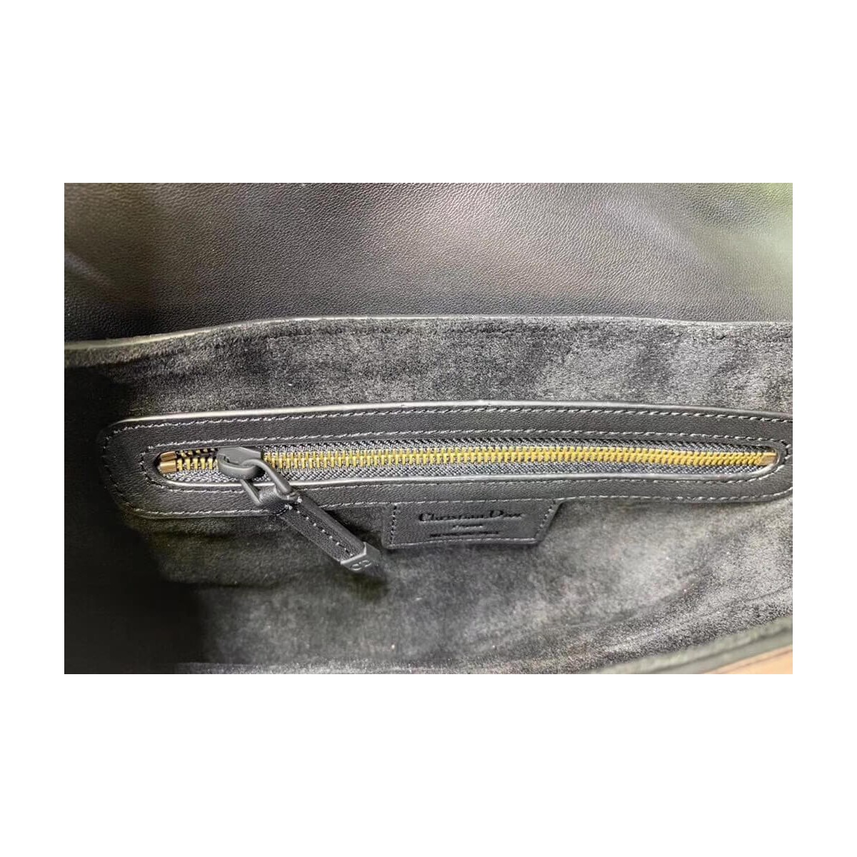 Christian Dior Embroidered Flowers Saddle Bag M0446 Christian Dior Embroidered Flowers Saddle Bag M0446