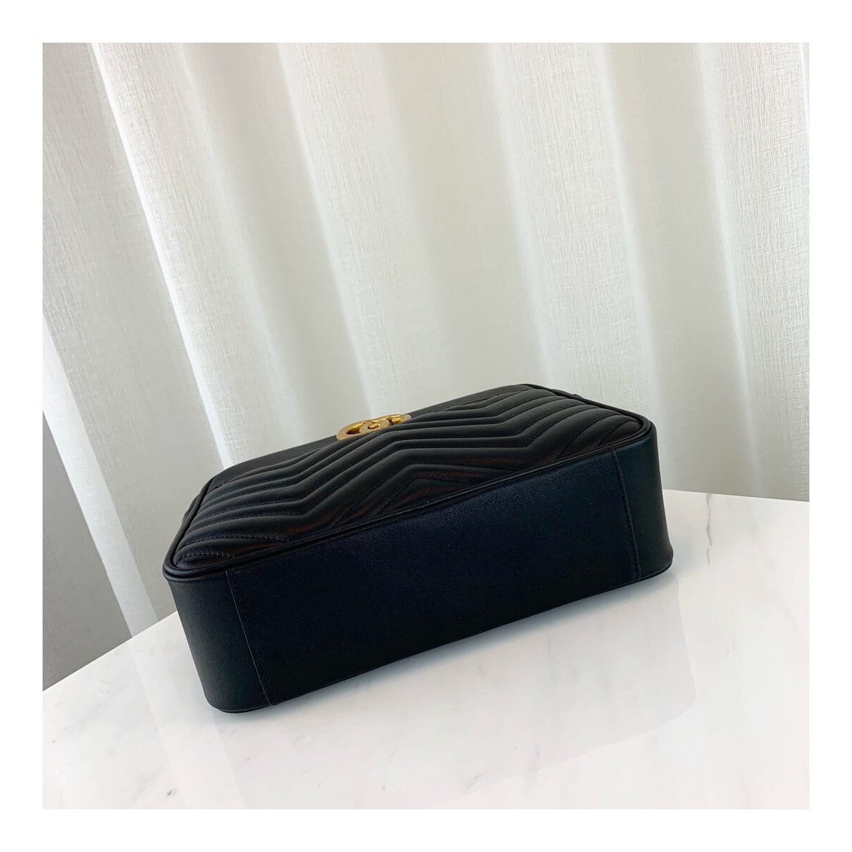 Gucci GG Marmont Medium Matelasse Shoulder Bag 443499 Gucci GG Marmont Medium Matelasse Shoulder Bag 443499