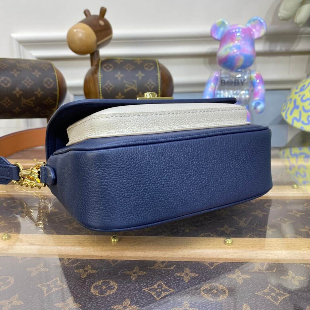 Louis Vuitton Lockme Tender M58554 M58555 M58557 Louis Vuitton Lockme Tender M58554 M58555 M58557