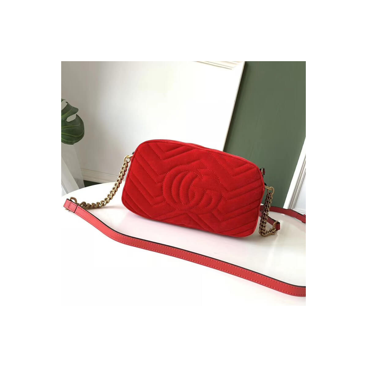Gucci GG Marmont Velvet Small Shoulder Bag 447632 Gucci GG Marmont Velvet Small Shoulder Bag 447632