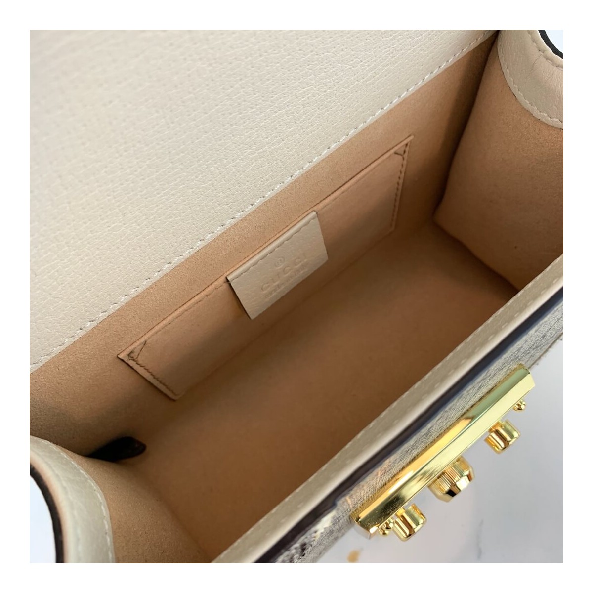 Gucci Padlock Snakeskin Small Shoulder Bag 432182 White Gucci Padlock Snakeskin Small Shoulder Bag 432182 White