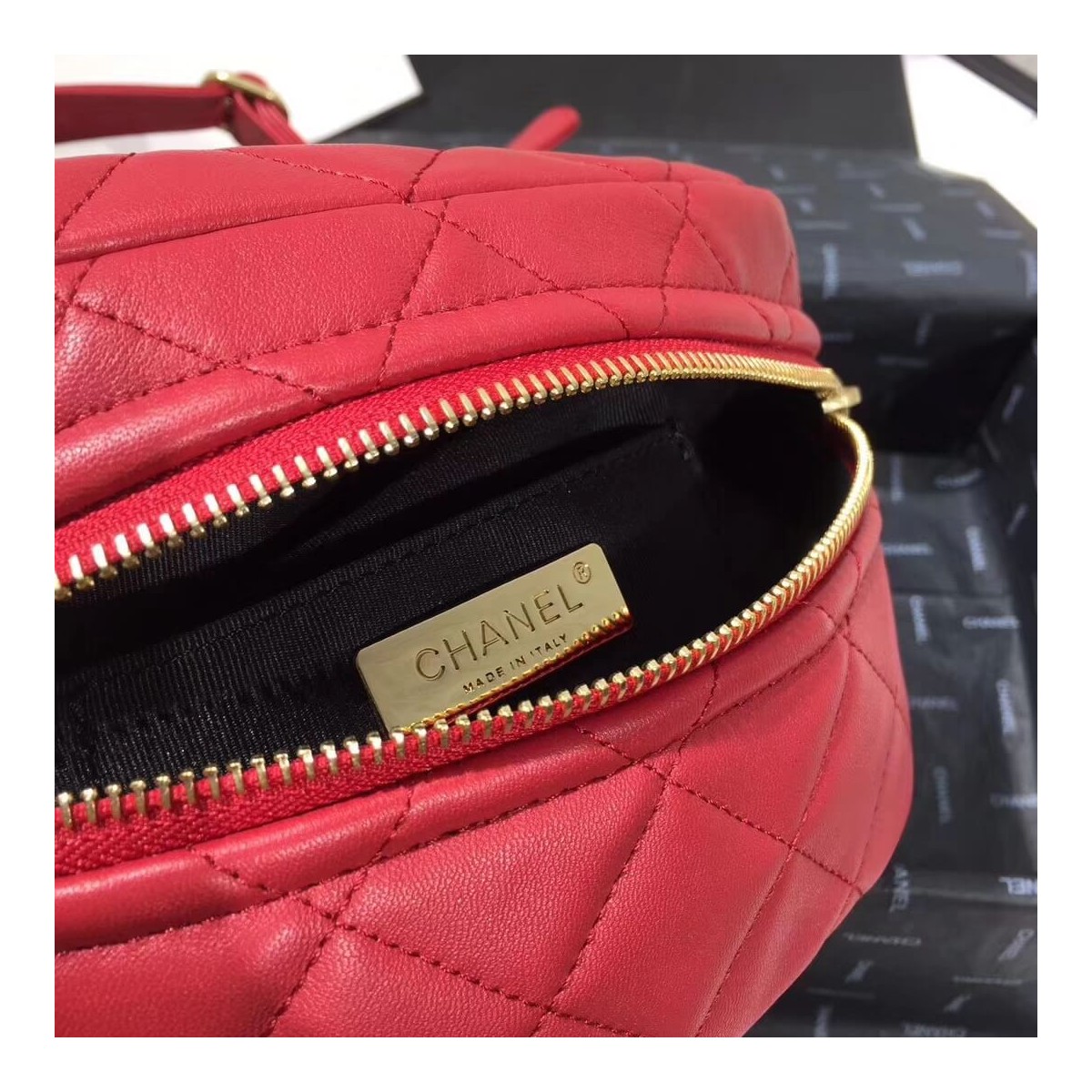 Chanel Lambskin Waist Bag AS0940 Chanel Lambskin Waist Bag AS0940