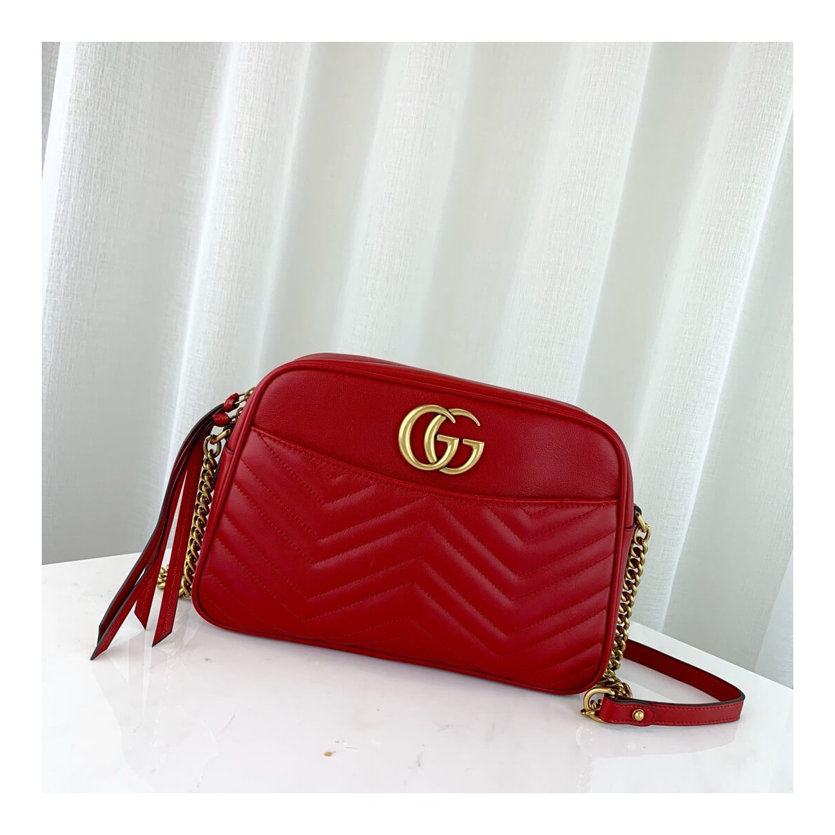 Gucci GG Marmont Medium Matelasse Shoulder Bag 443499 Gucci GG Marmont Medium Matelasse Shoulder Bag 443499