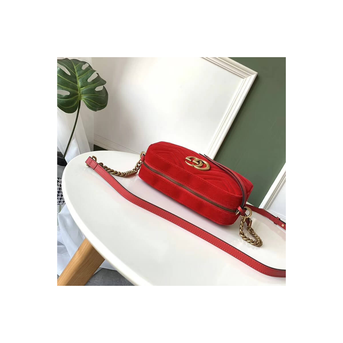 Gucci GG Marmont Velvet Small Shoulder Bag 447632 Gucci GG Marmont Velvet Small Shoulder Bag 447632