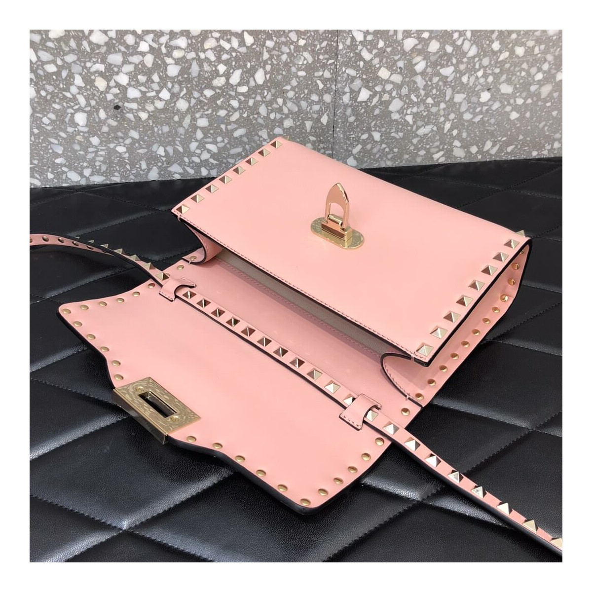 Valentino Garavani Rockstud Calfskin Crossbody Bag 0181 Valentino Garavani Rockstud Calfskin Crossbody Bag 0181