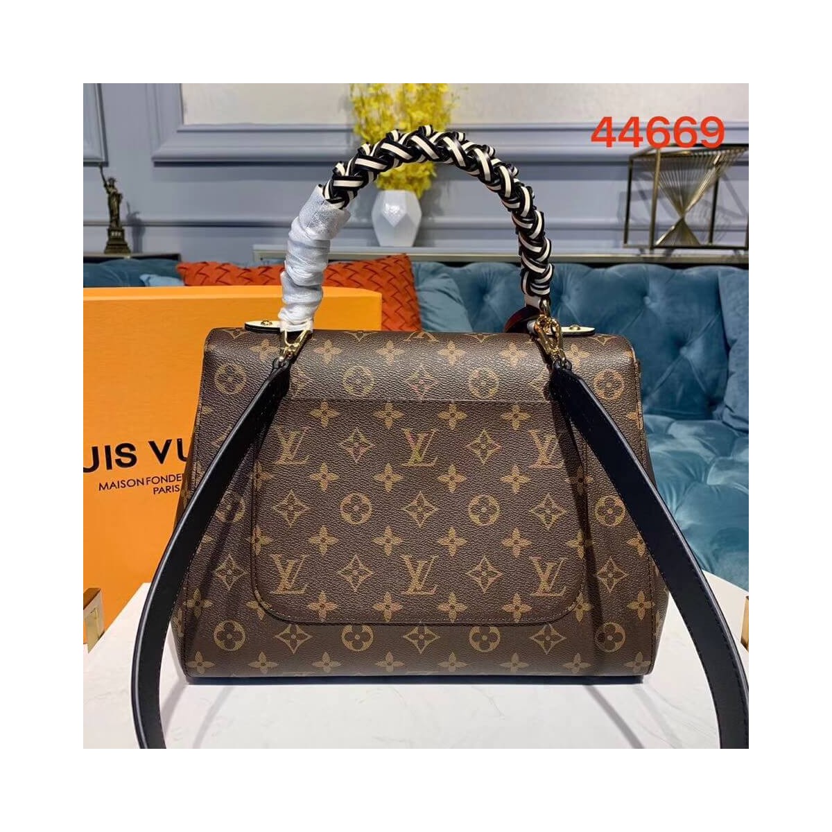 Louis Vuitton Monogram Canvas Cluny MM M44669 Louis Vuitton Monogram Canvas Cluny MM M44669