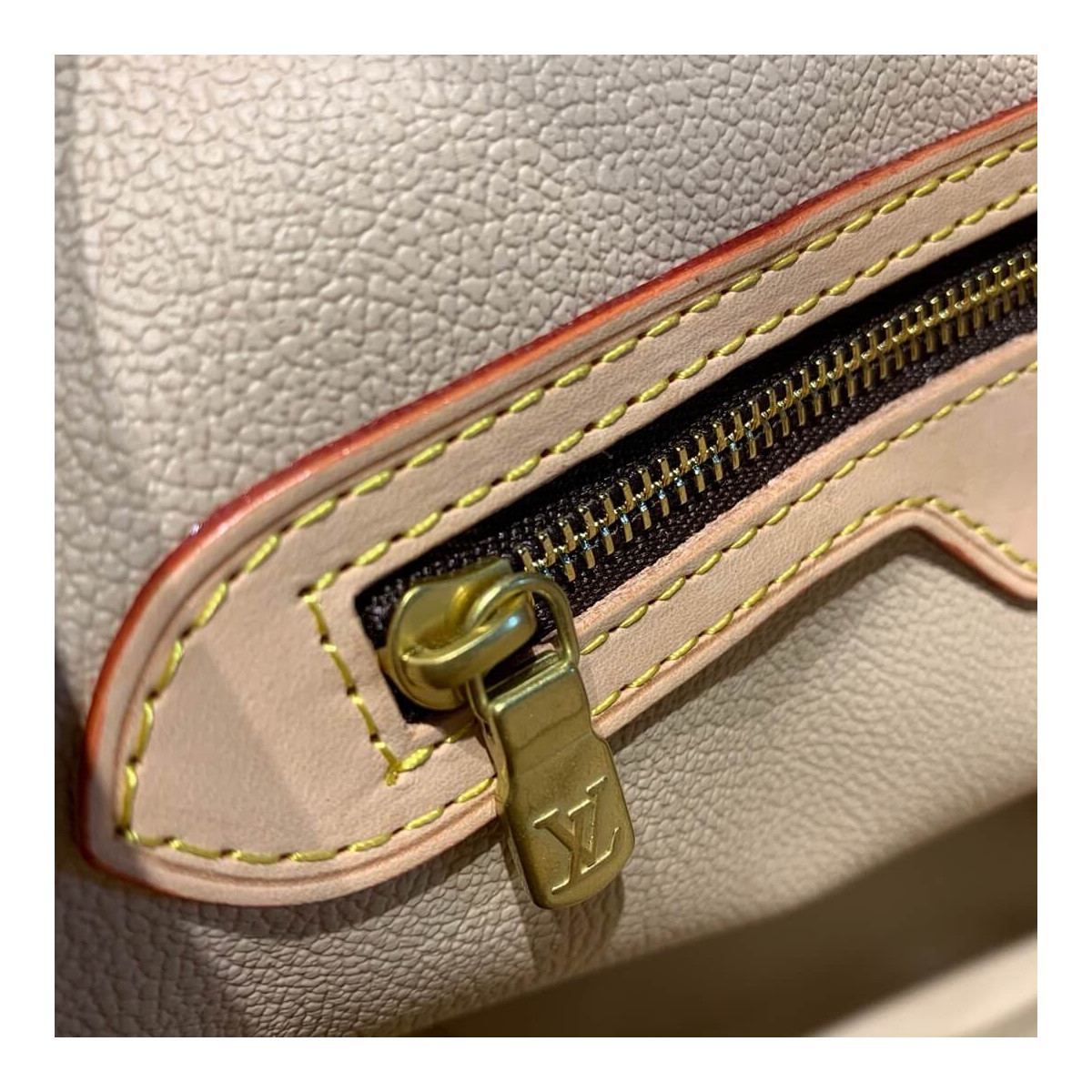 Louis Vuitton Monogram Petit Bucket M42238 Louis Vuitton Monogram Petit Bucket M42238
